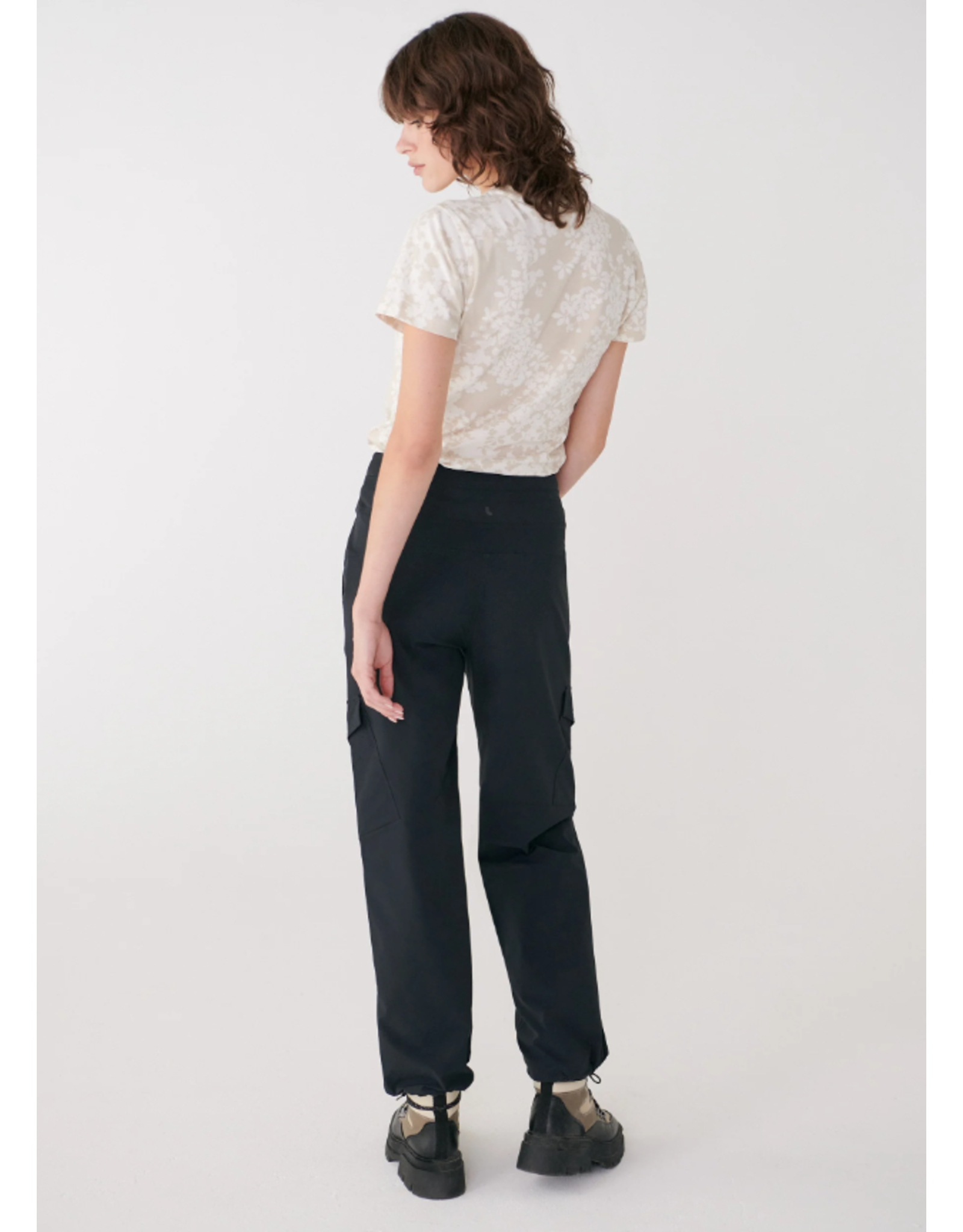 LOLË LSW4538 MOMENTUM TECH  CARGO PANT