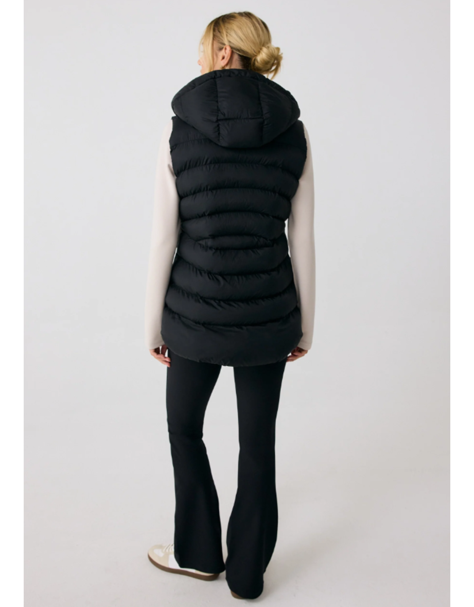 LOLË LUW0879 TRANSITION VEST