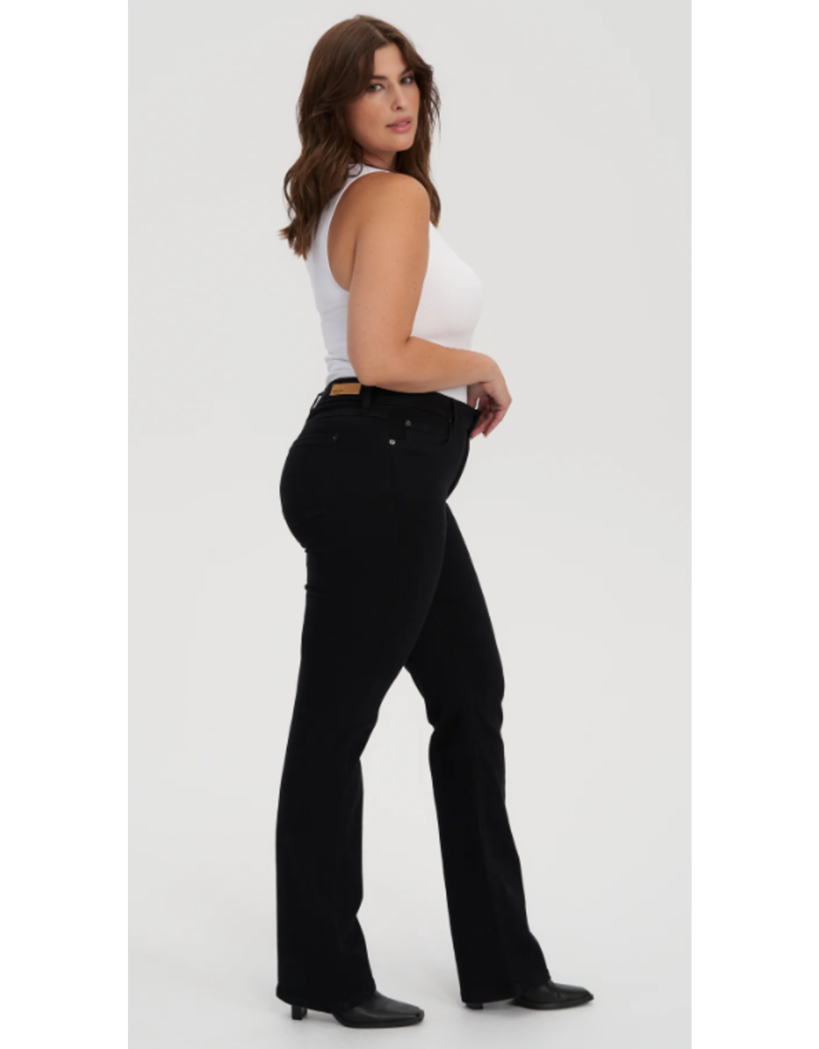 YOGA JEANS 2016BK-C34 CHLOE  JAMBE DROITE 34 PO