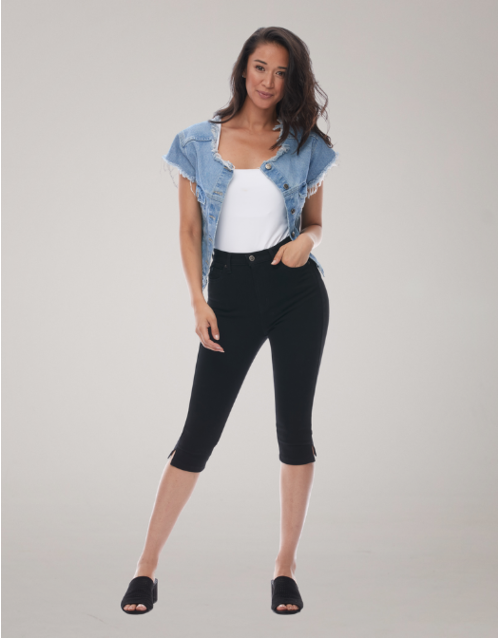 YOGA JEANS 2728 CAPRI TAILLE REGULIERE 17 PO