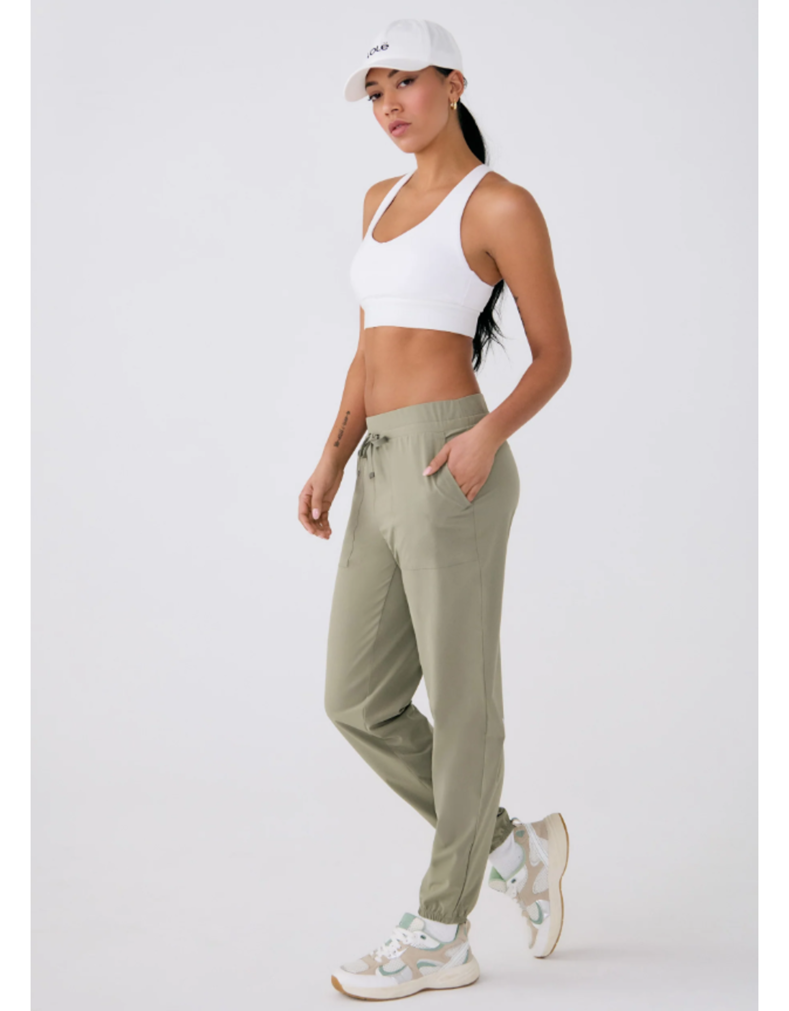 LOLË LSW4603 OLIVIE JOGGER