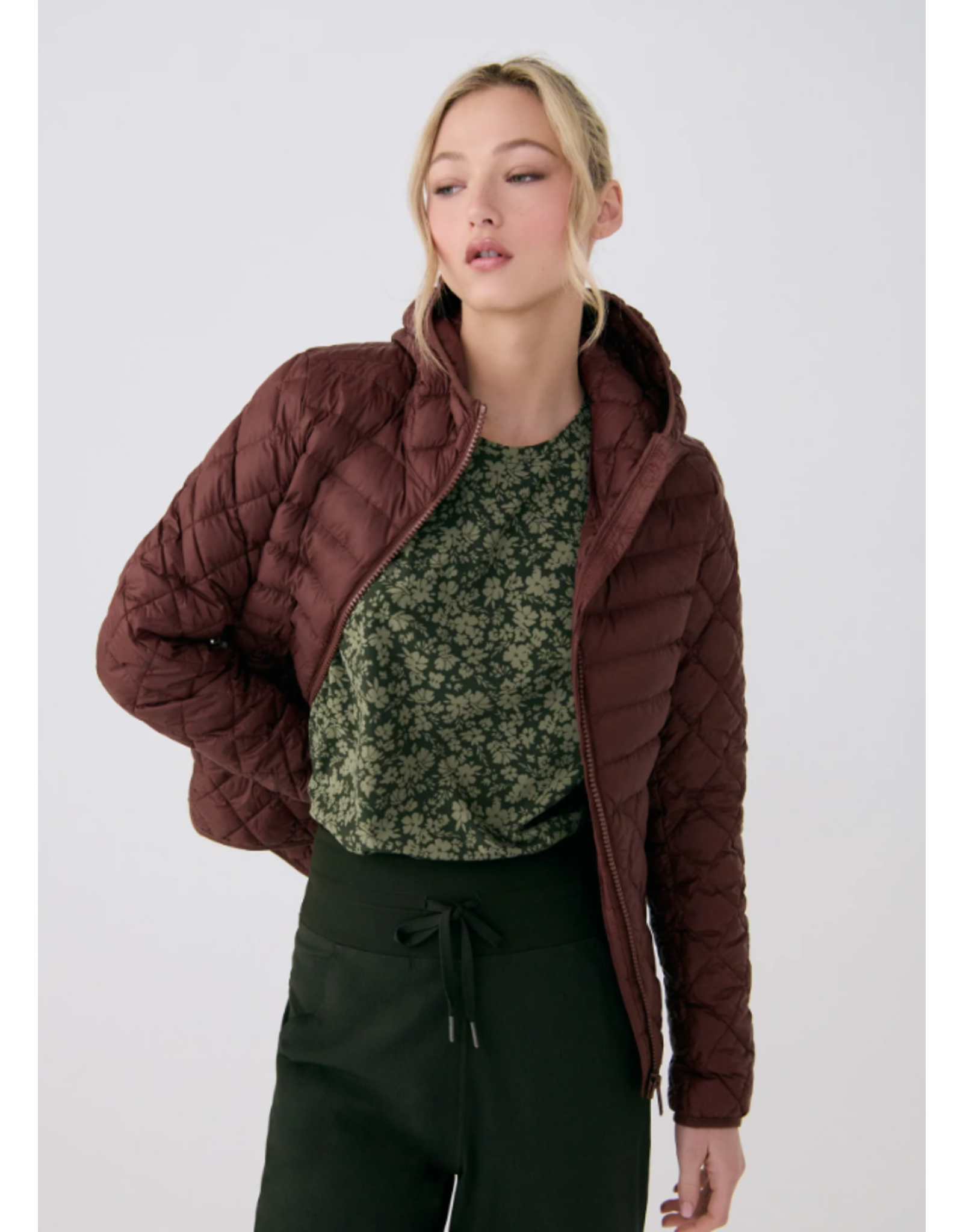 LOLË LUW0883 THE BASE MANTEAU ISOLÉ