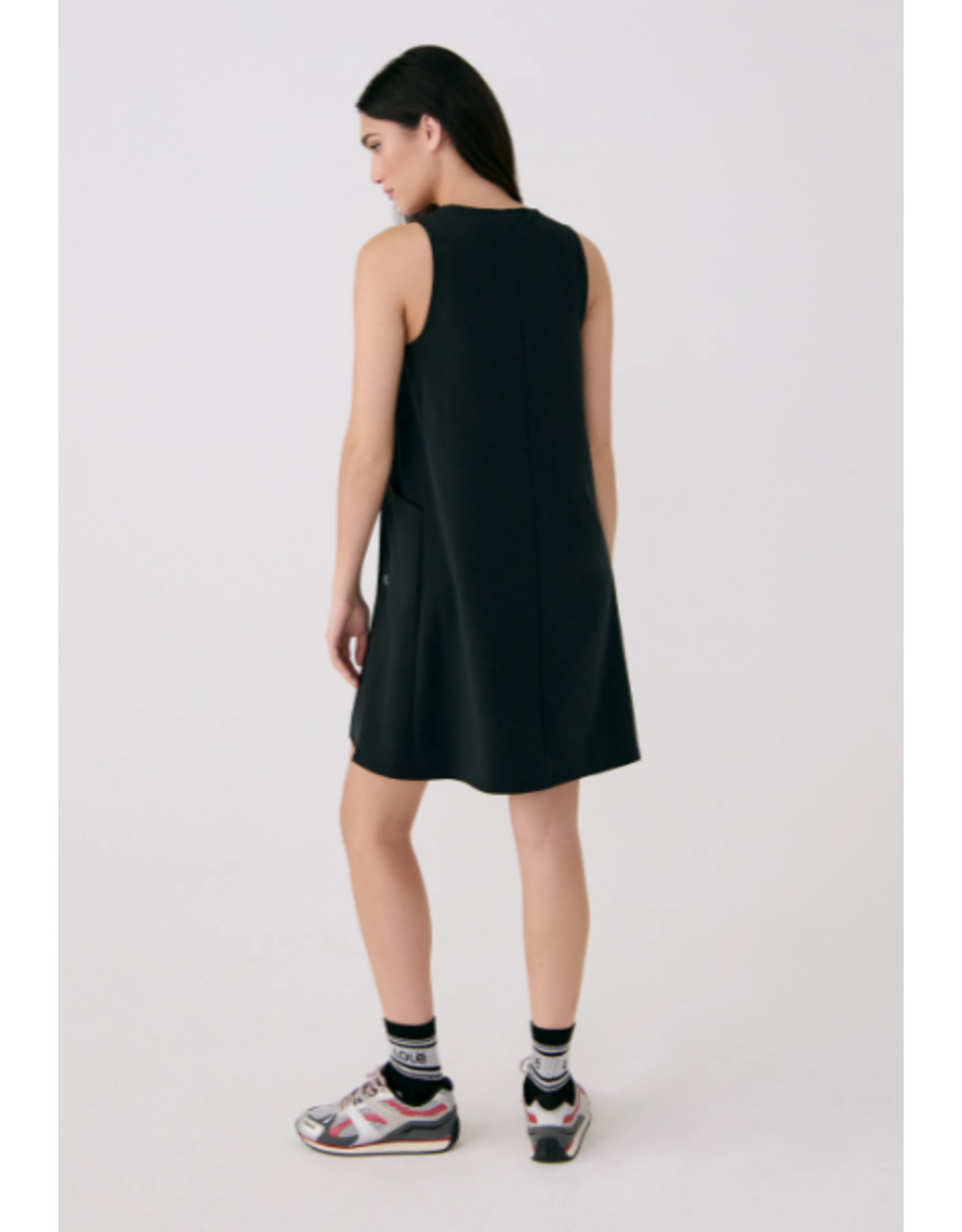 LOLË LSW4611 OLIVIE SWING ROBE