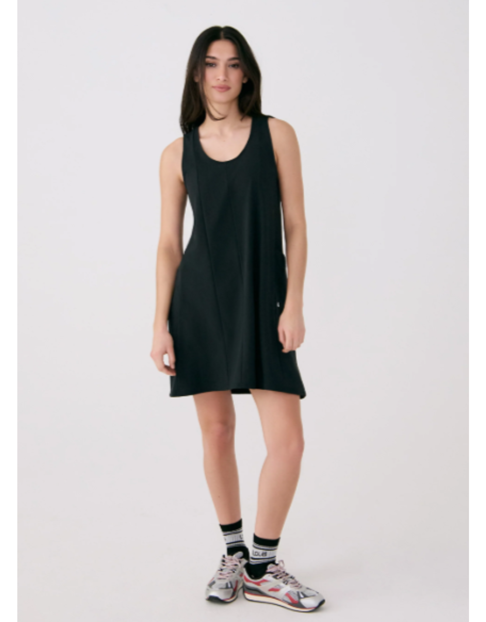 LOLË LSW4611 OLIVIE SWING ROBE