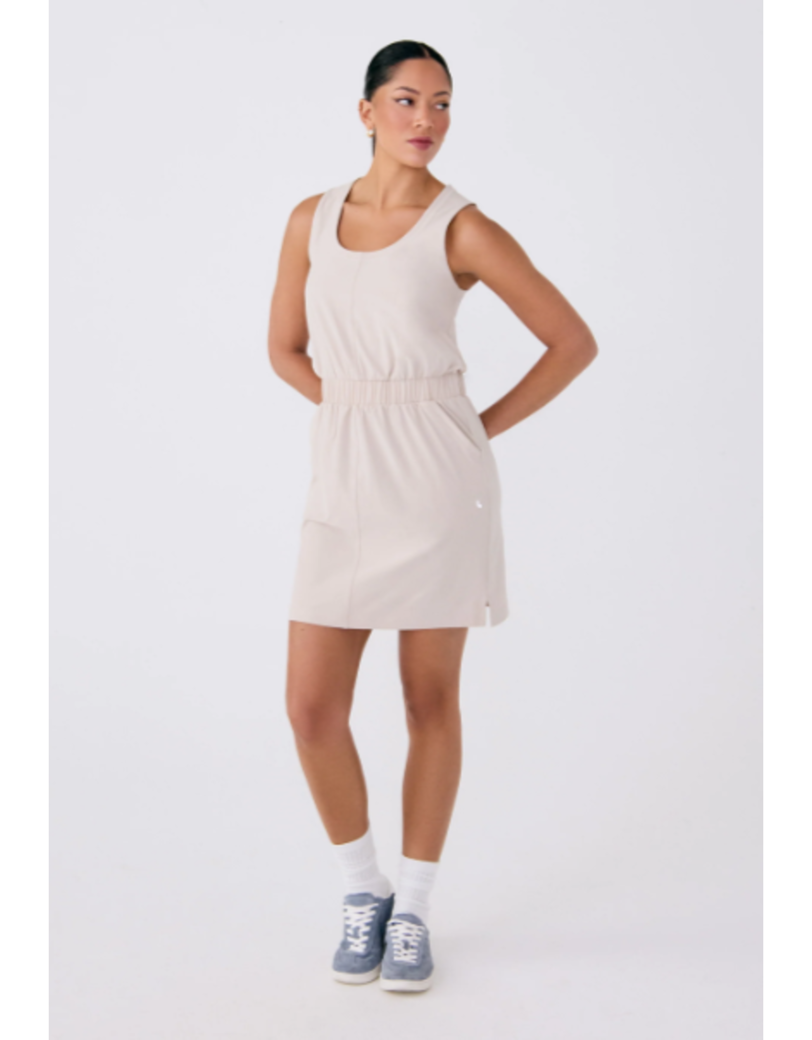 LOLË LSW4615 SOFIA COL ROND ROBE