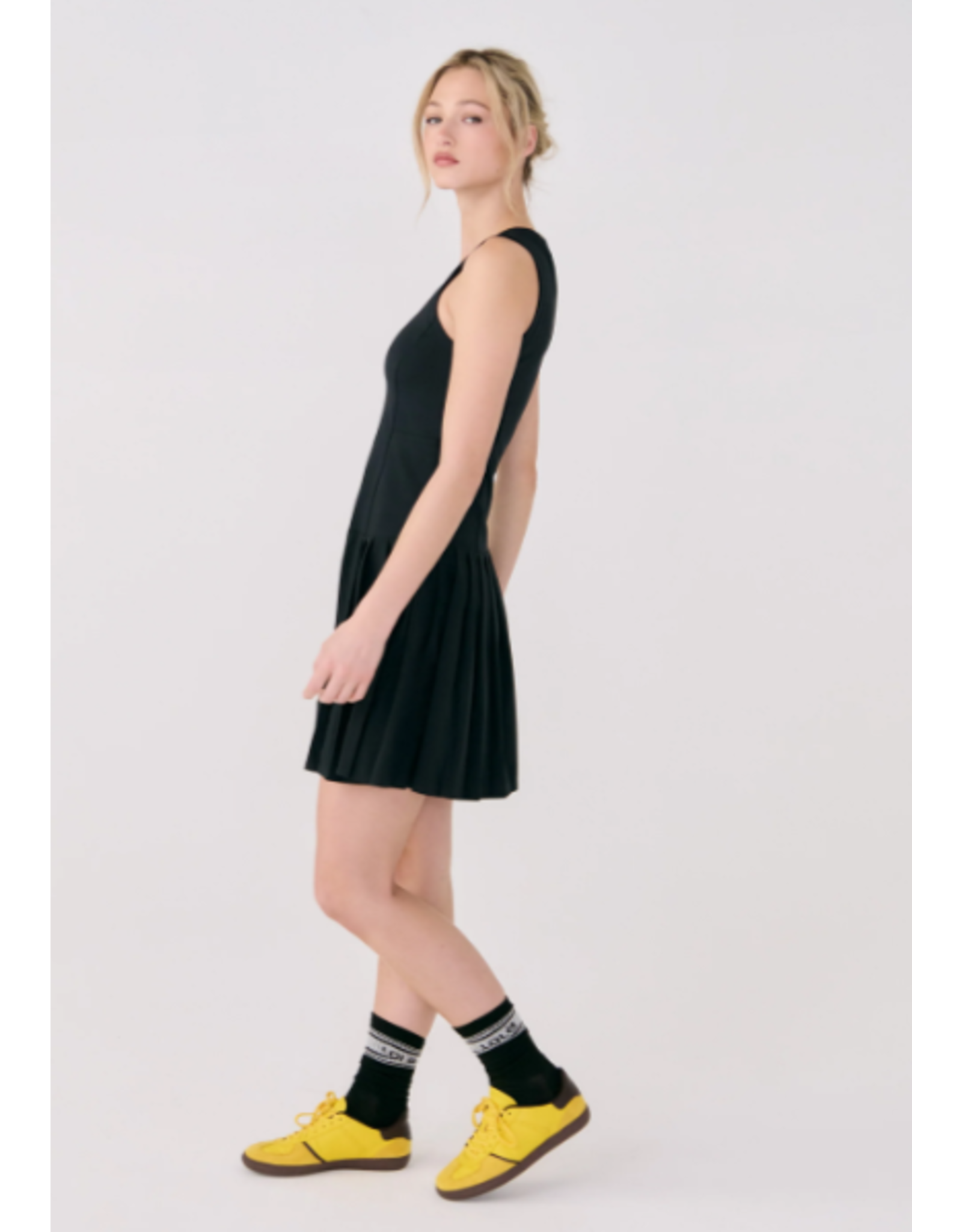 LOLË LSW4591 GAME ROBE SANS MANCHE