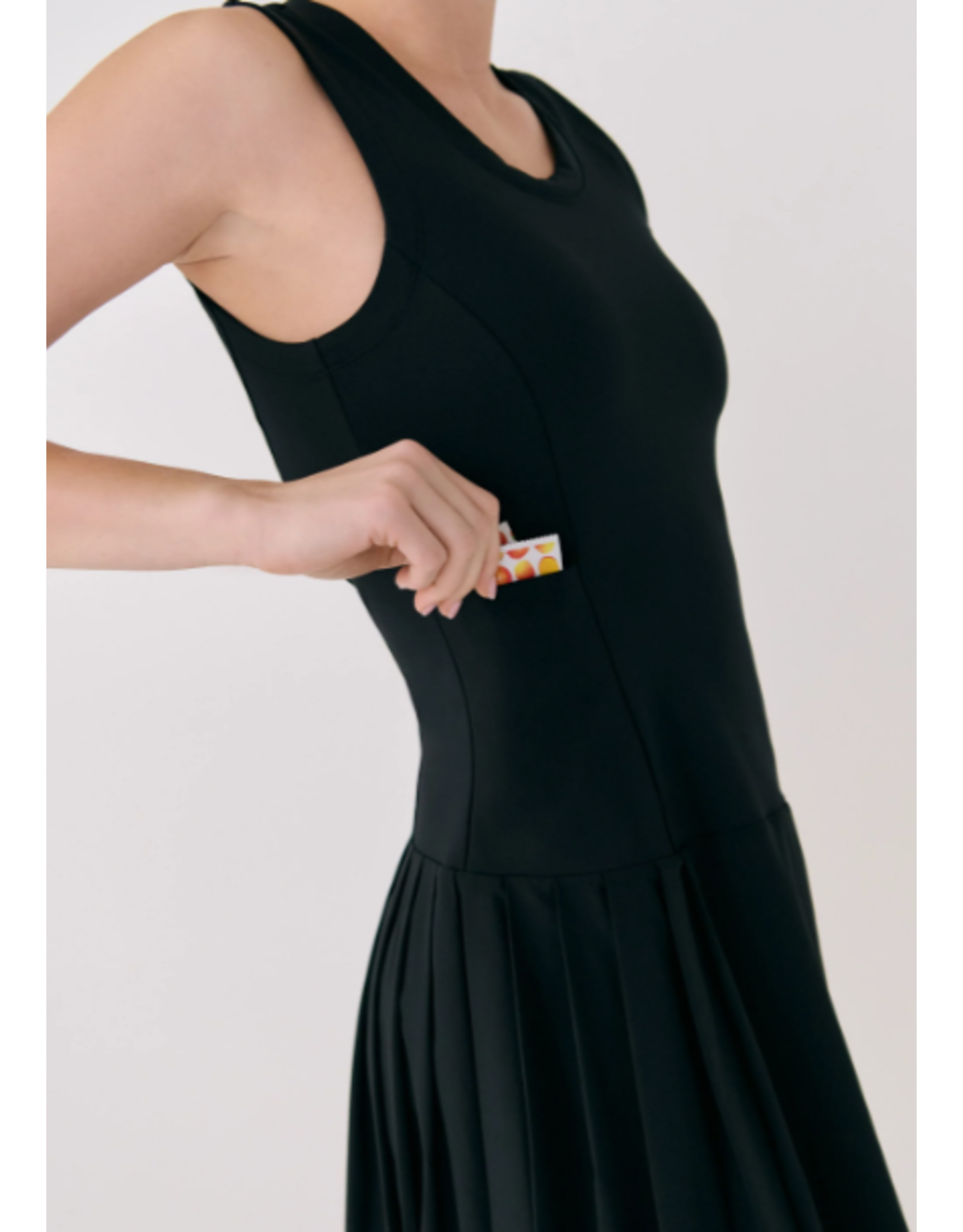 LOLË LSW4591 GAME ROBE SANS MANCHE