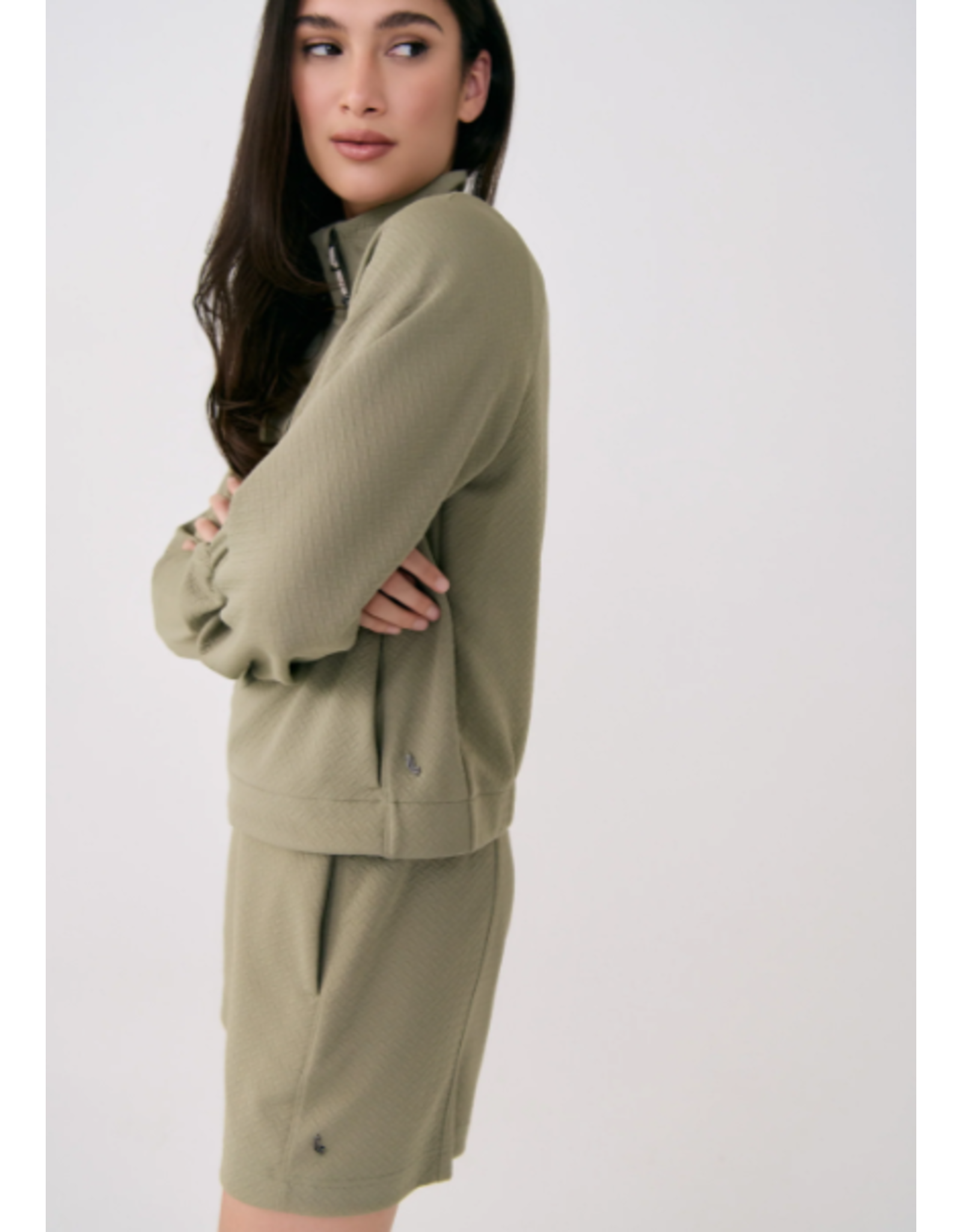 LOLË LSW4594 CITY HALF ZIP TOP