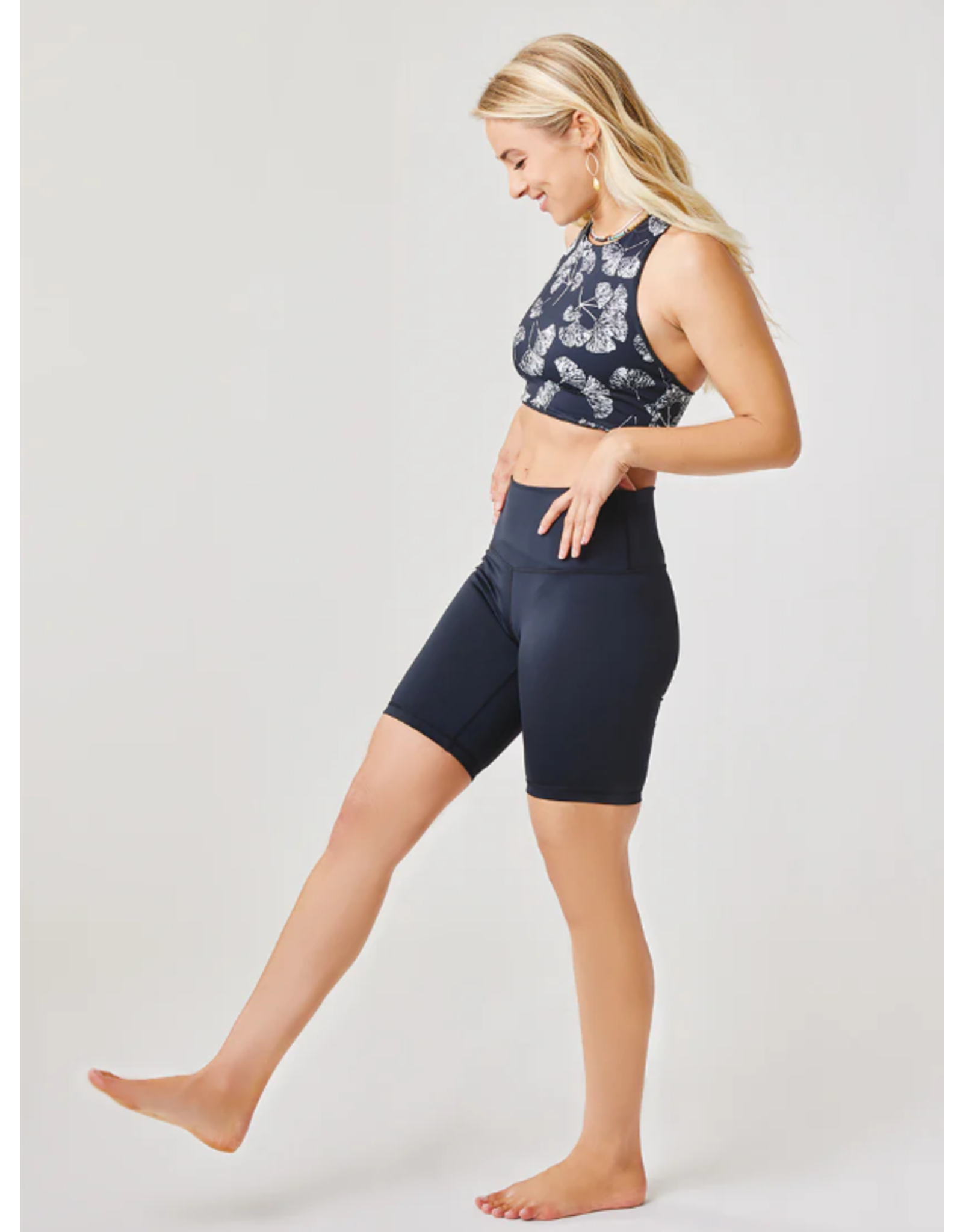 CARVES BBBS20 Lucie Compression Short