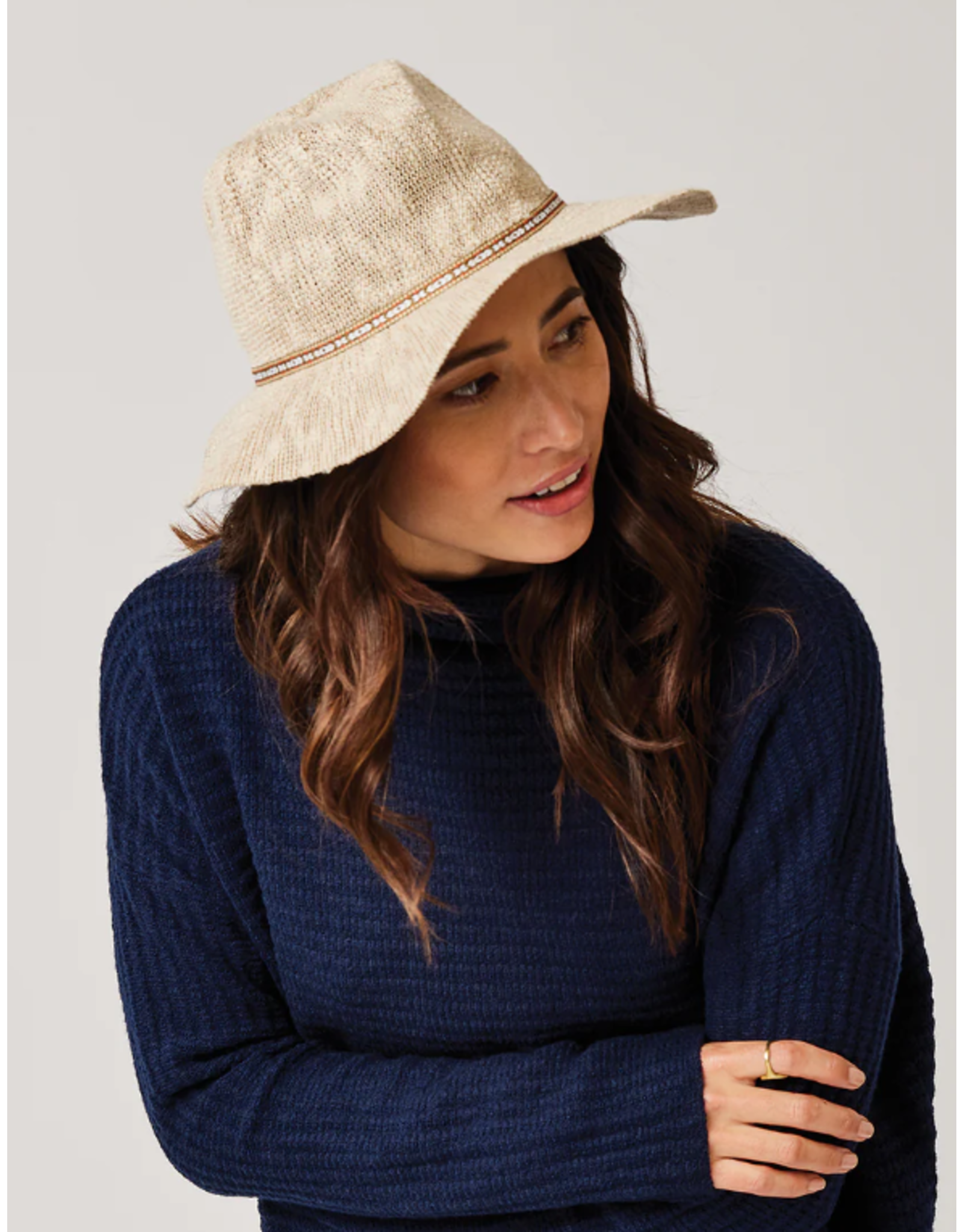 CARVES HTCP24 Capistrano chapeau compressible