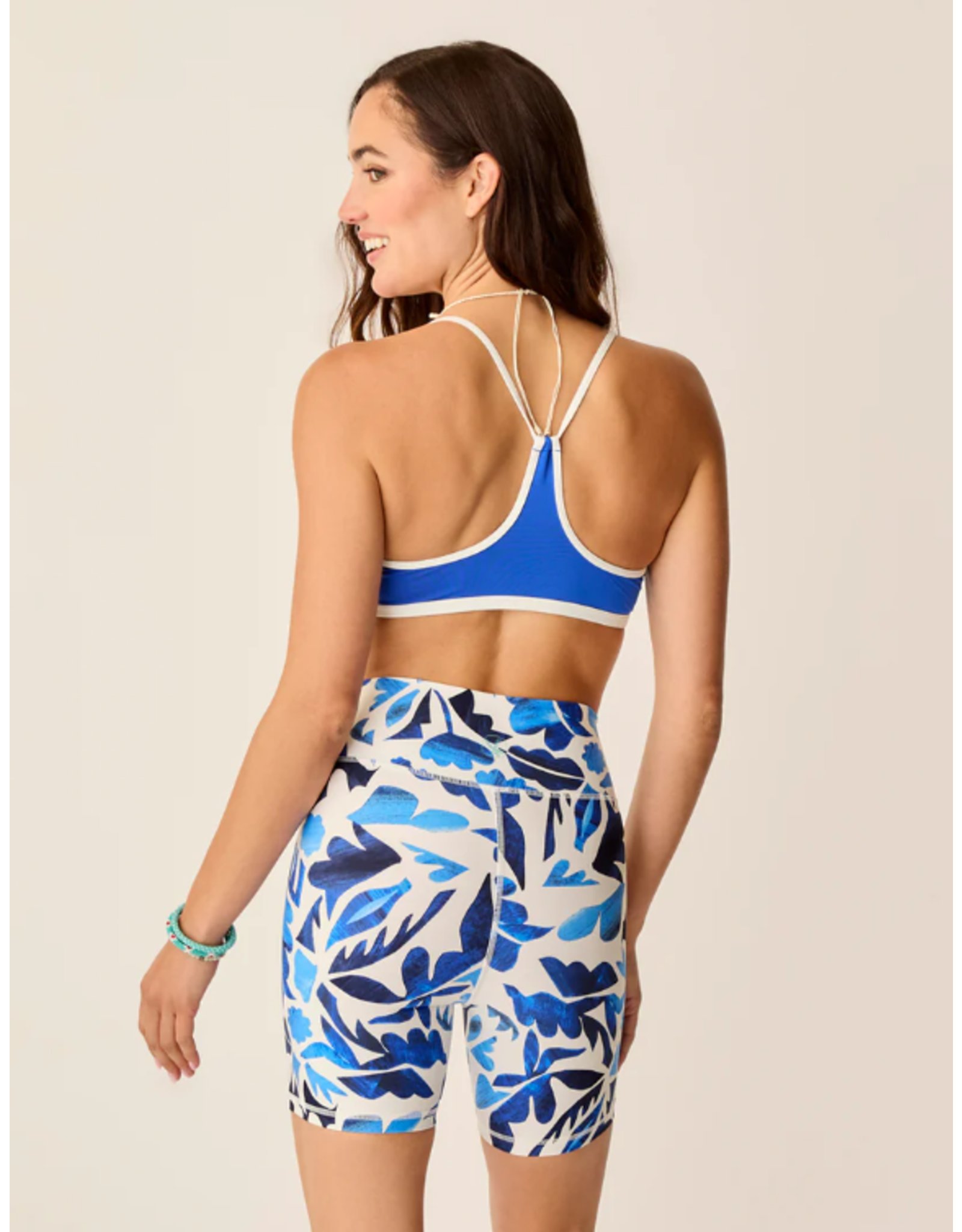 CARVES BBBS03 Lucie 6" Compression Short