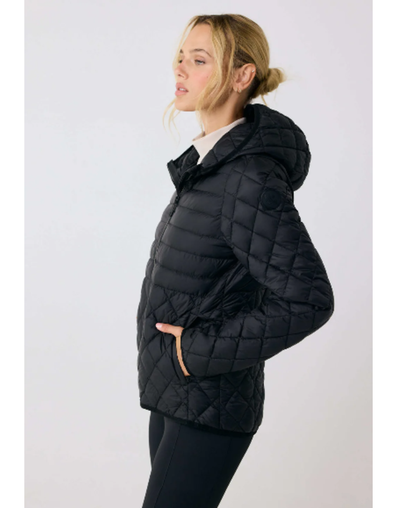 LOLË LUW0970 THE BASE MANTEAU ISOLÉ