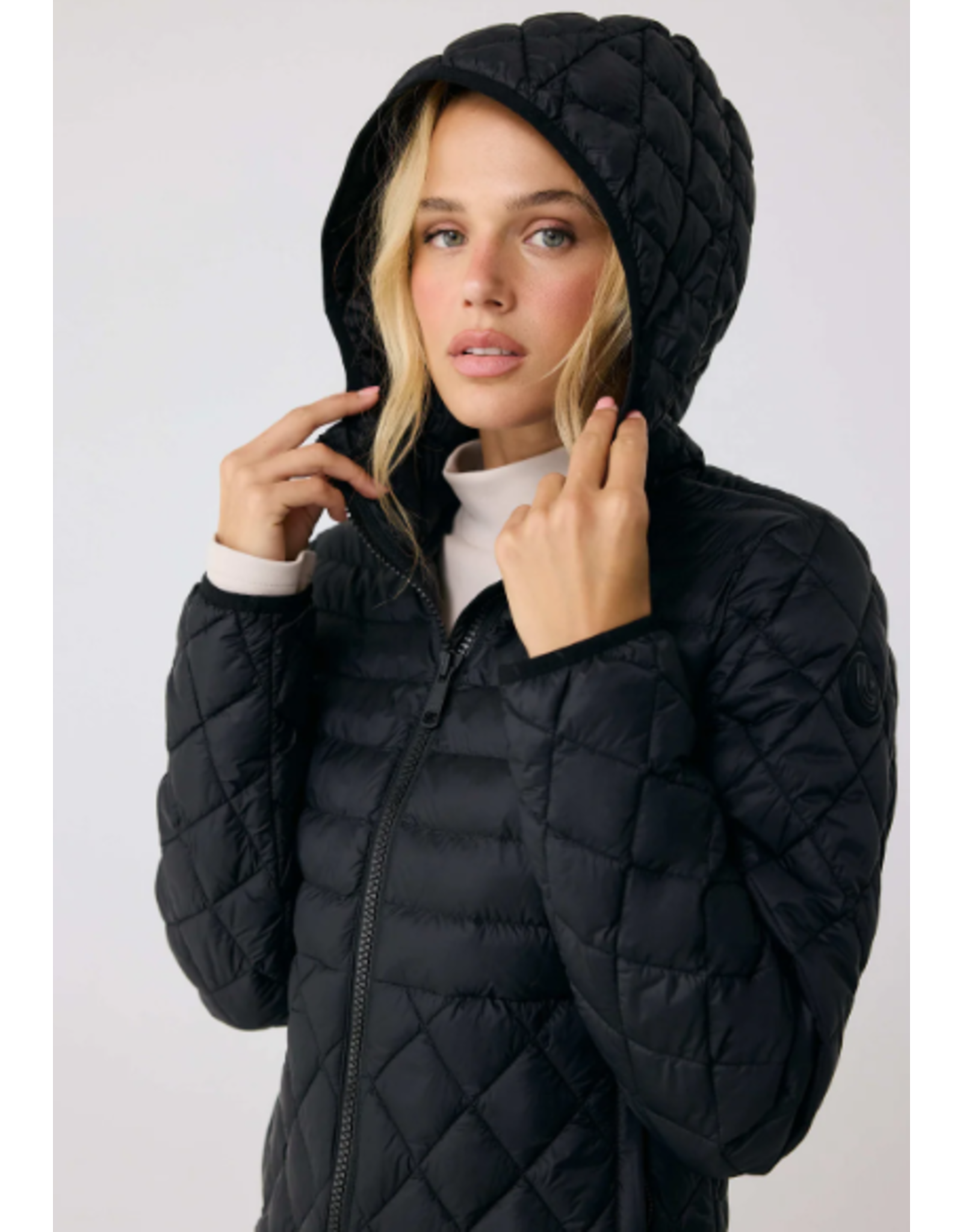 LOLË LUW0970 THE BASE MANTEAU ISOLÉ