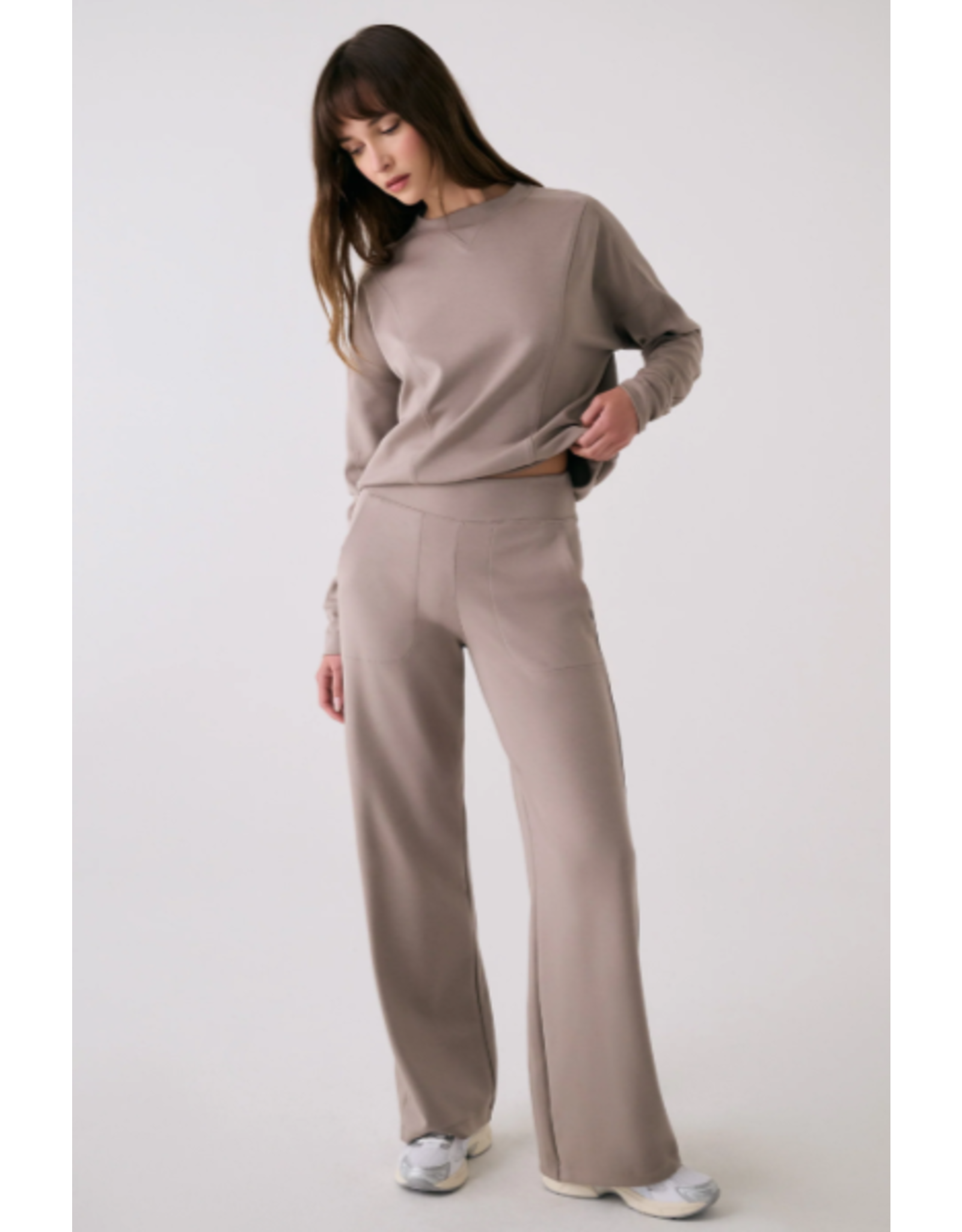 LOLË LSW4654 FLOW  JAMBE ÉVASÉE