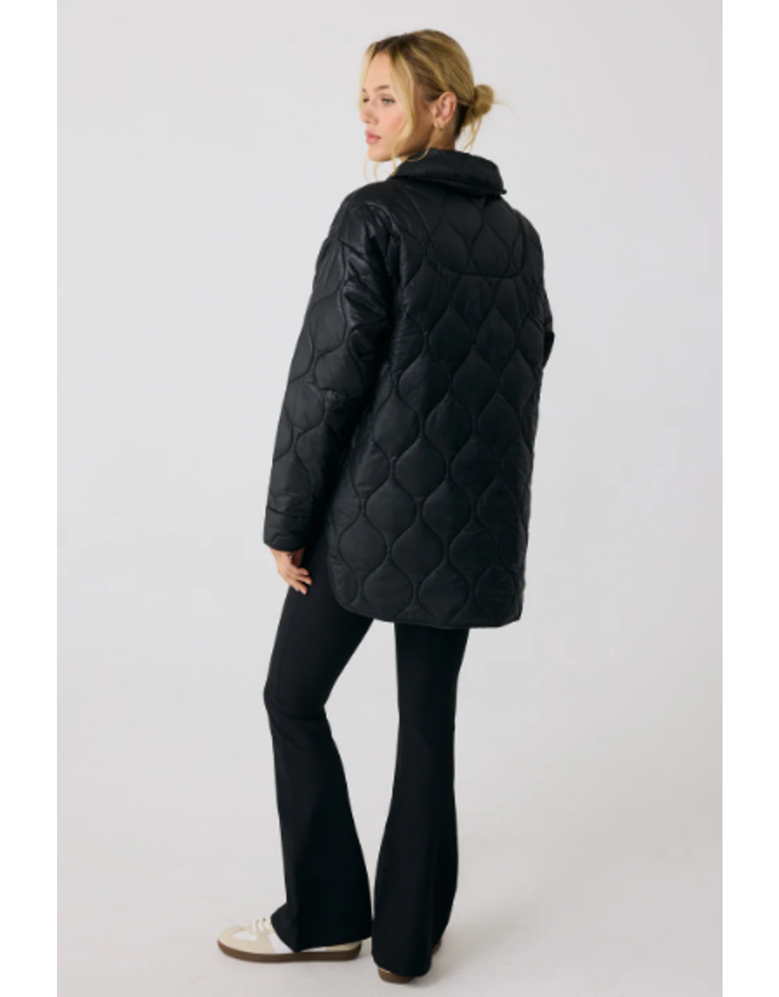 LOLË LUW0885 THE SHACKET