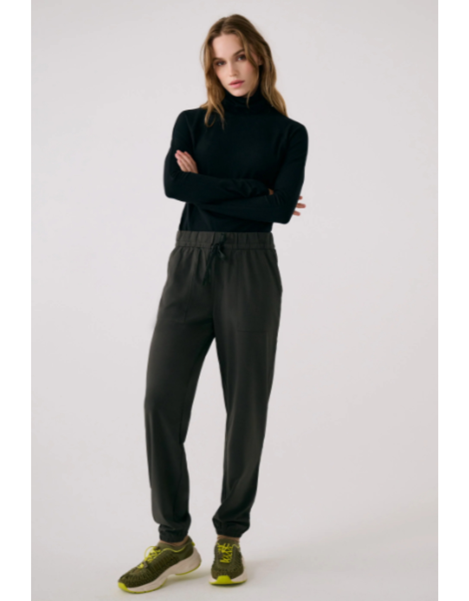 LOLË LSW4675 OLIVIE JOGGER