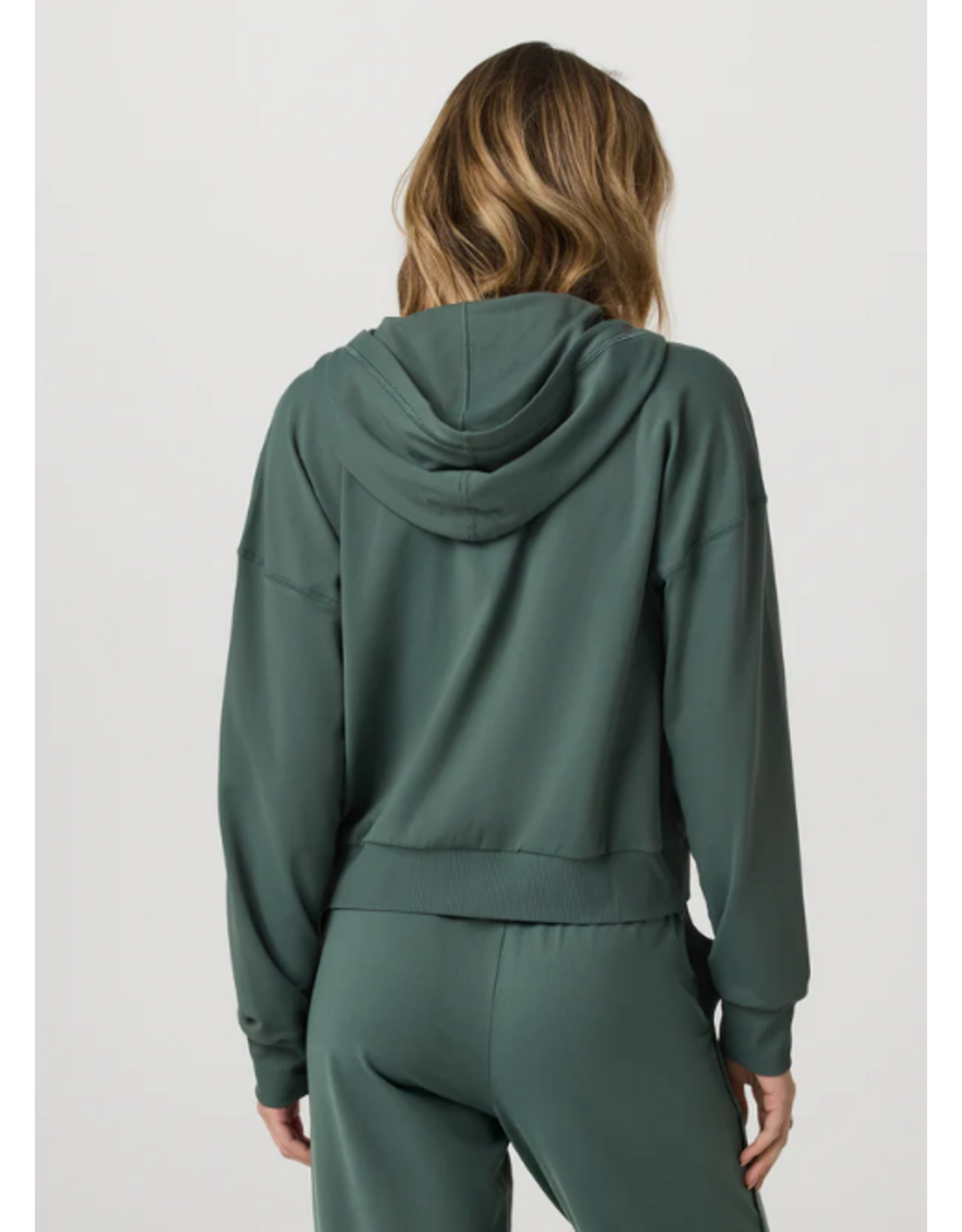 VUORI VW2064 Halo Modern Full Zip Hoodie