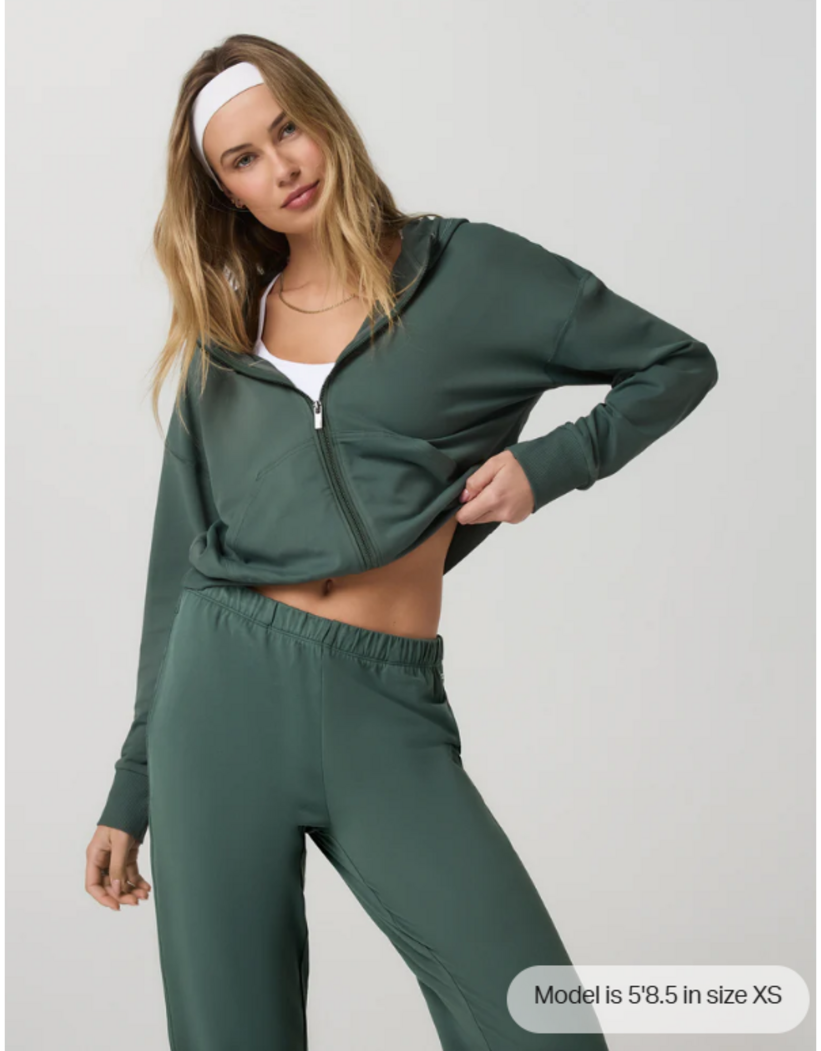 VUORI VW2064 Halo Modern Full Zip Hoodie