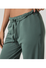 VUORI VW4190 Halo Modern Sweatpant