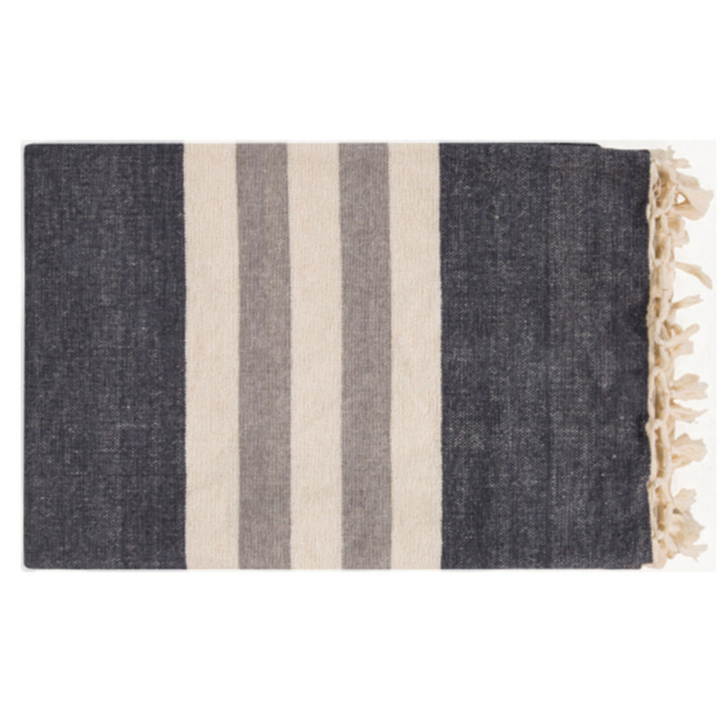 TROY THROW BLANKET LIGHT BLACK