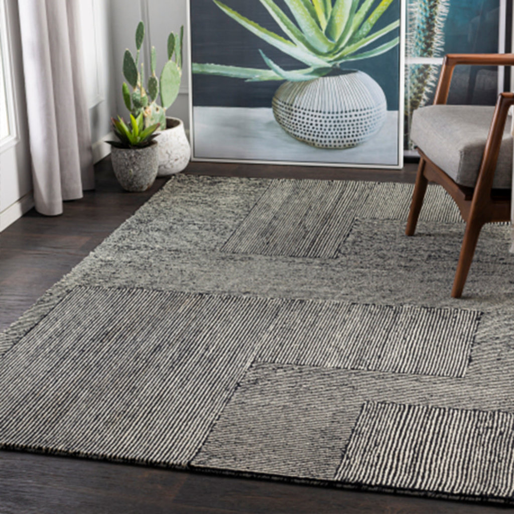 MOROCCO GEOMETRIC 5' X 7'6" BLACK AND TAN