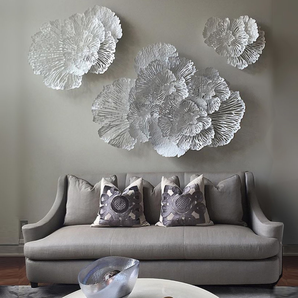 FLOWER WALL ART METAL WHITE -MEDIUM