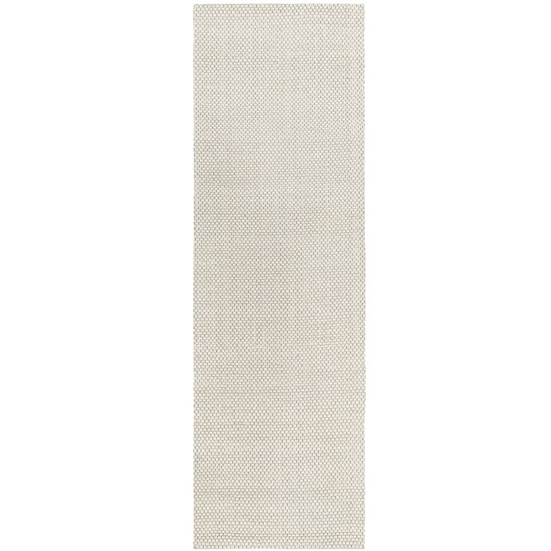 COLARADO RUNNER 2'6" X 8' WHITE SAND WITH BLACK STITCH