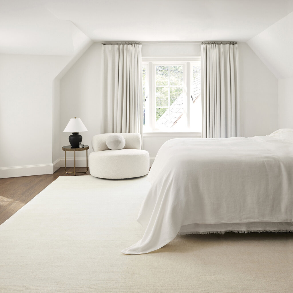 MYST RIBBED OFF WHITE 5' X 8'