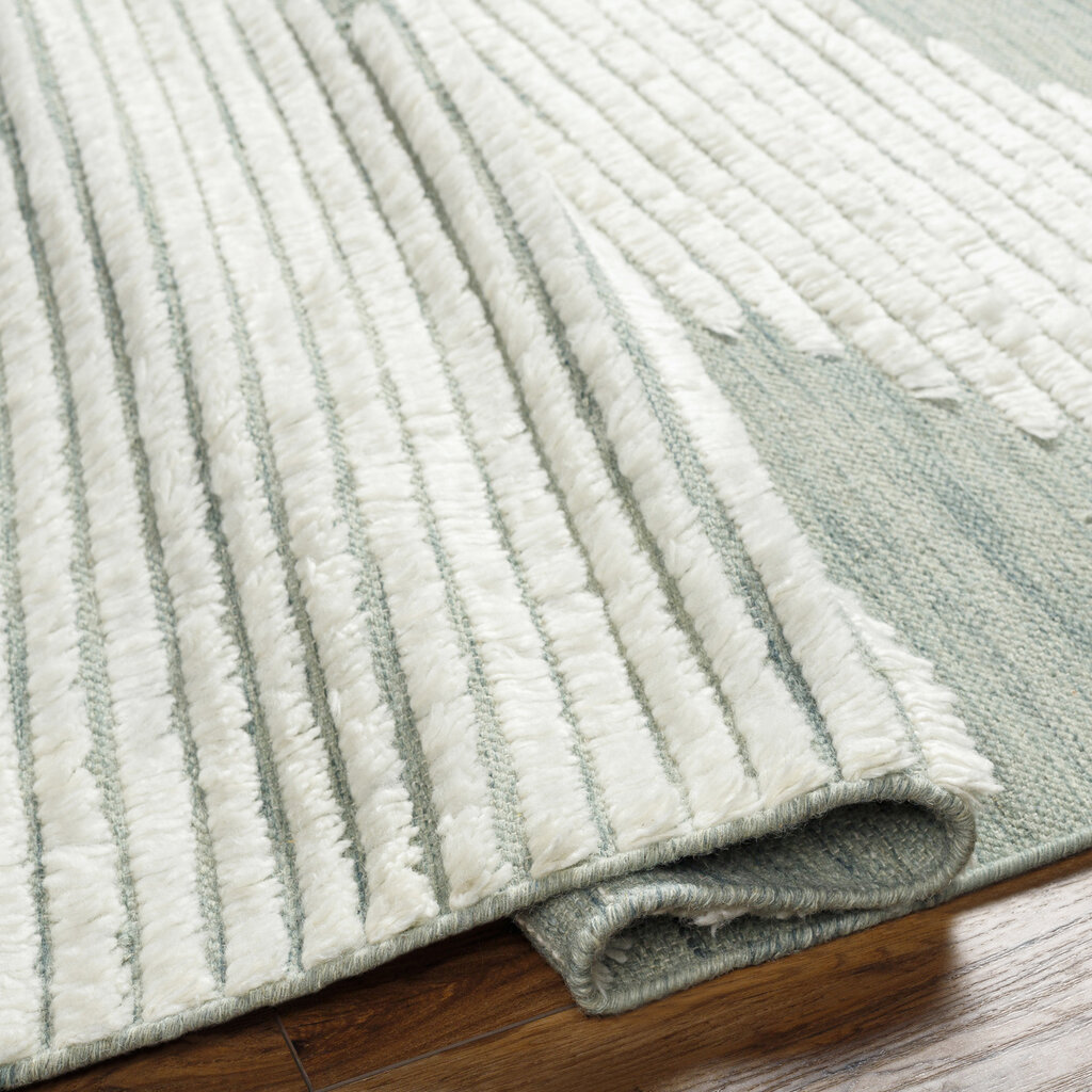 APACHE WOOL RUG 5' X 7'6" GREEN AND WHITE