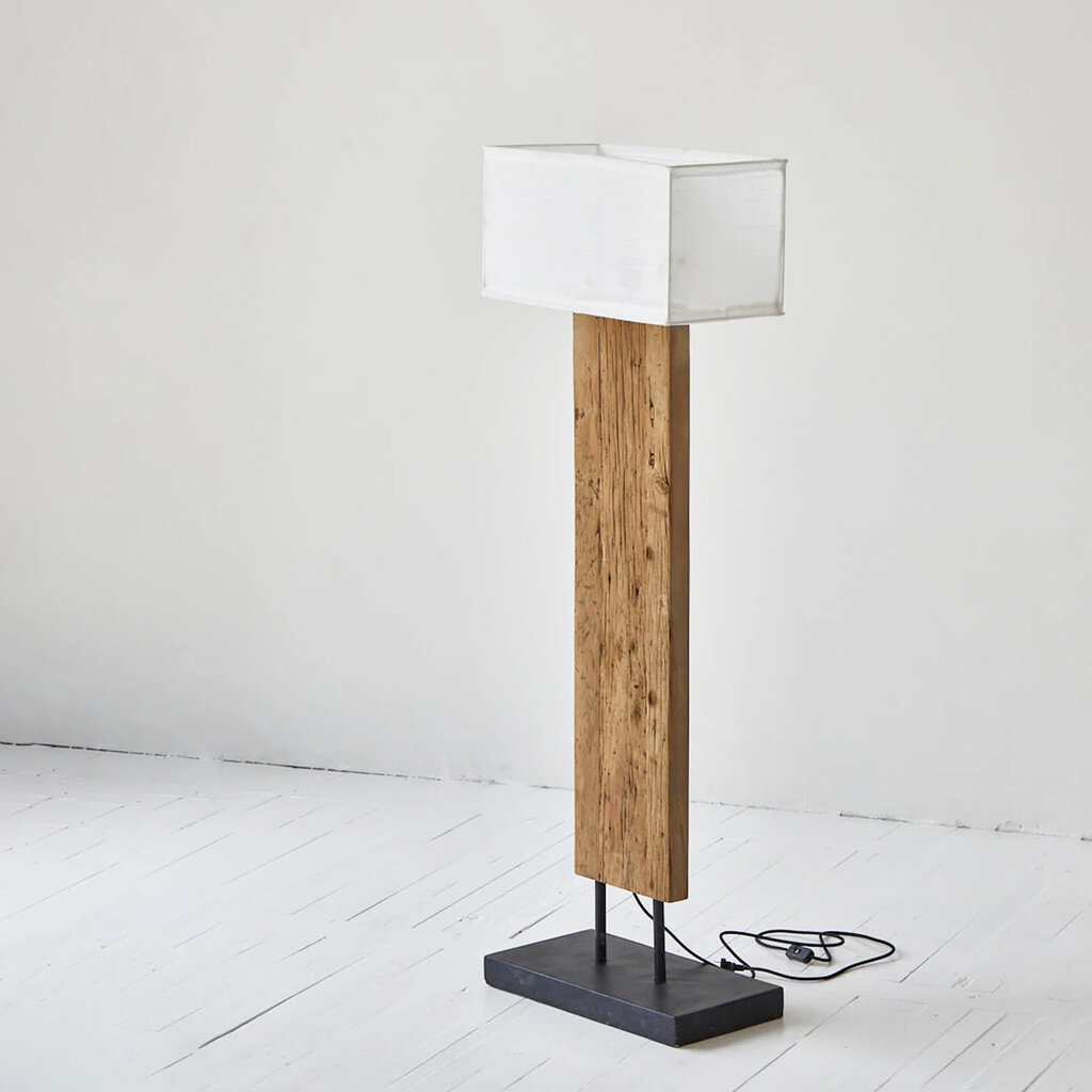 MONUMENT FLOOR LAMP