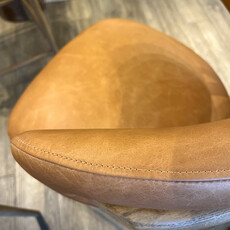 BARCELONA COUNTER STOOL LEATHER CARAMEL