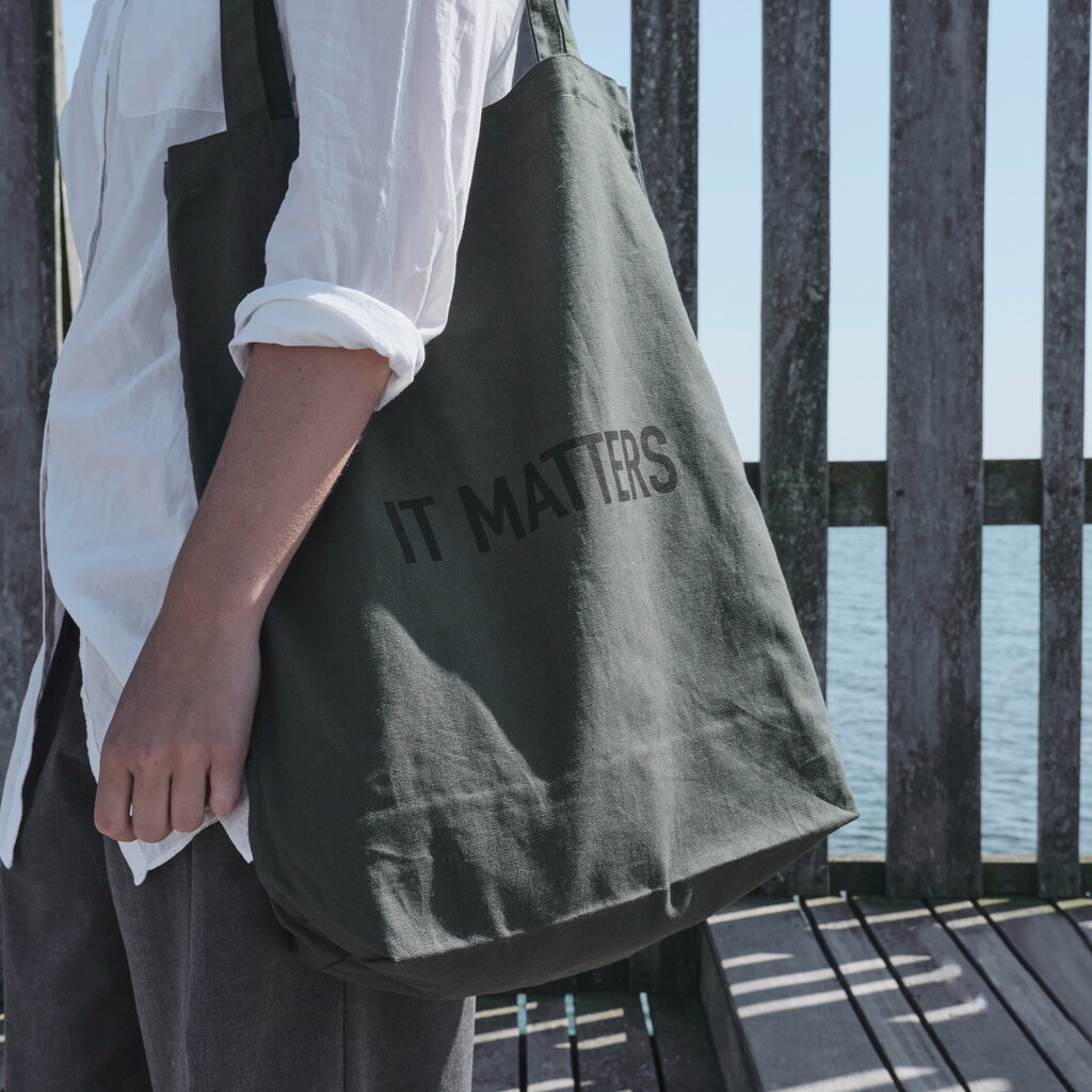 IT MATTERS BAG DARK GREEN