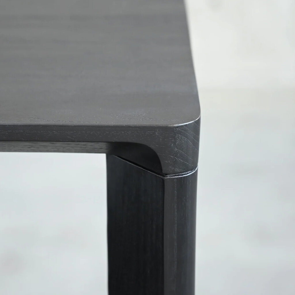 BRONTE DINING TABLE BLACK 79"