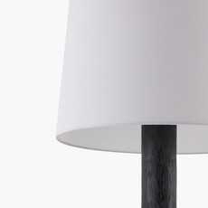 EVADE FLOOR LAMP BLACK