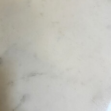 ELLESTON DINING TABLE ROUND 40" MARBLE WHITE