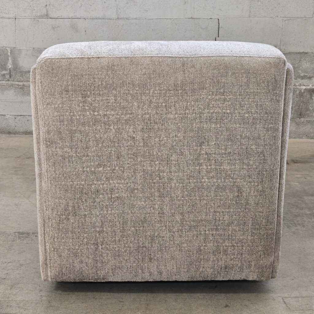 TAURUS CHAIR Swivel Optional