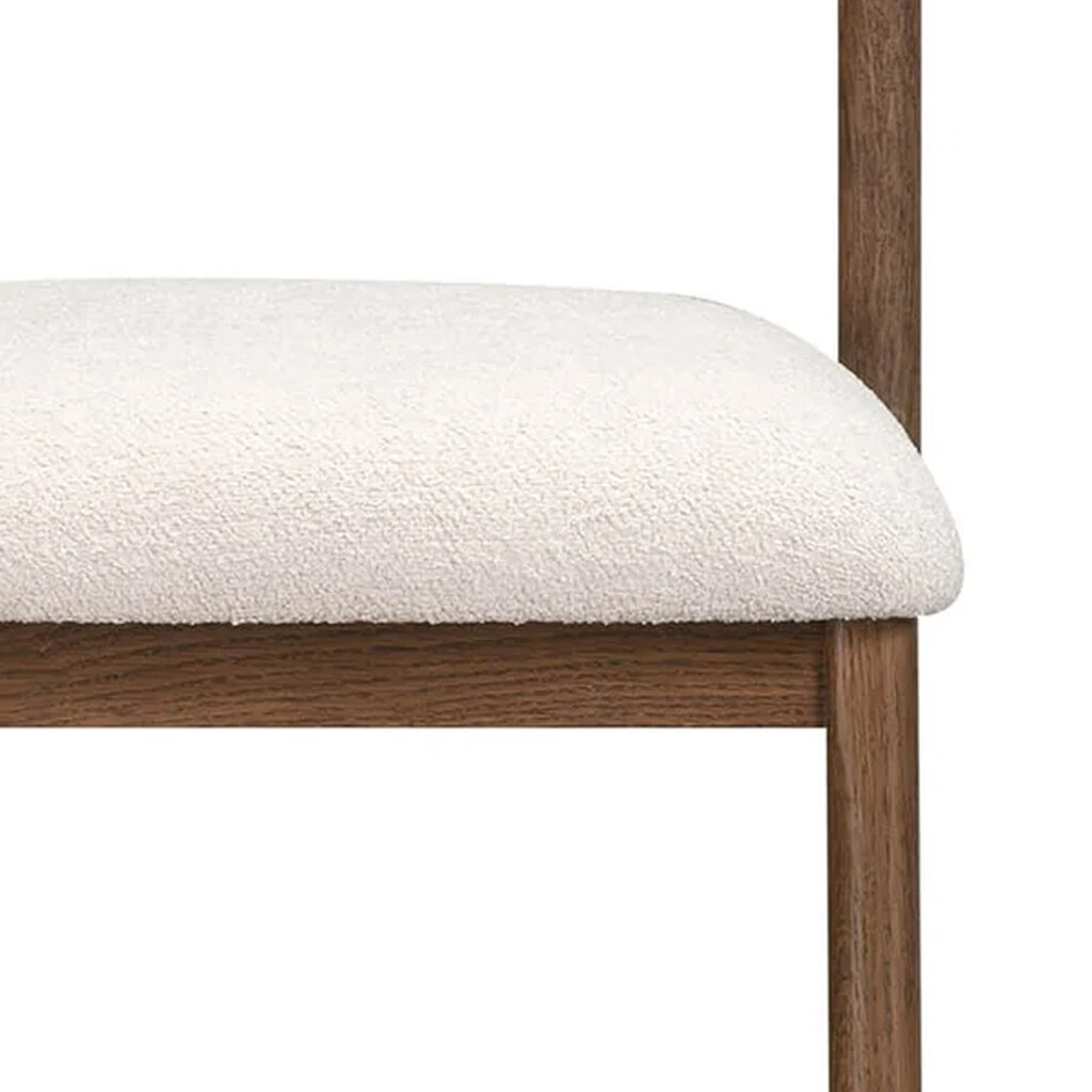 MOCHI DINING CHAIR