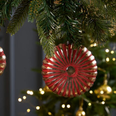 FLUTED ORNAMENT RED