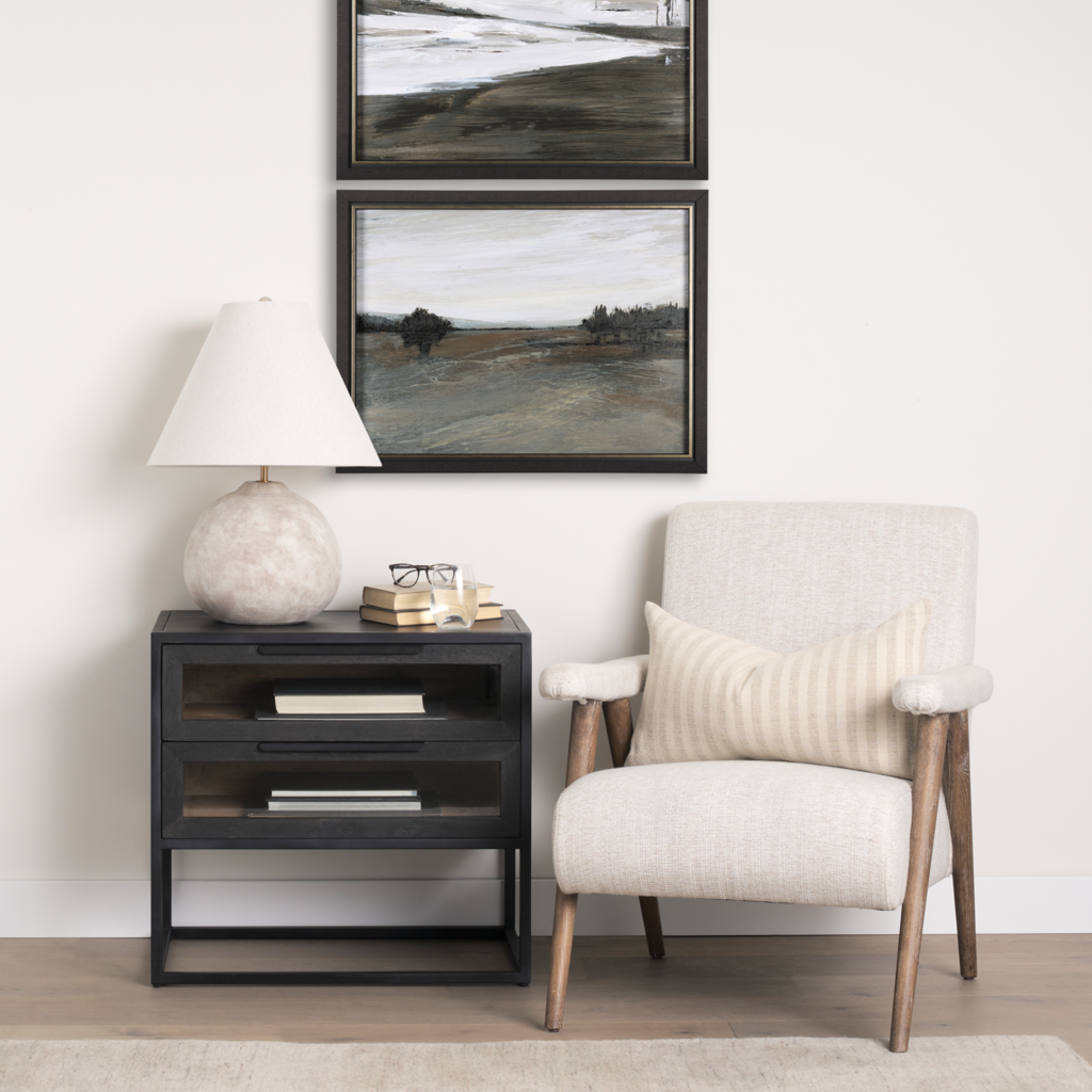 MAGDELLAN SIDE TABLE