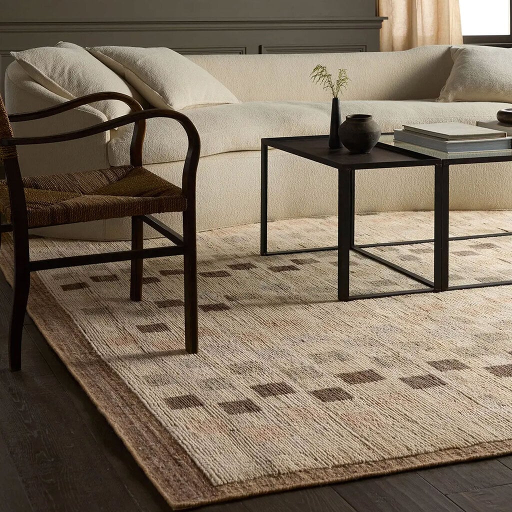 KAZBEN WOOL RUG