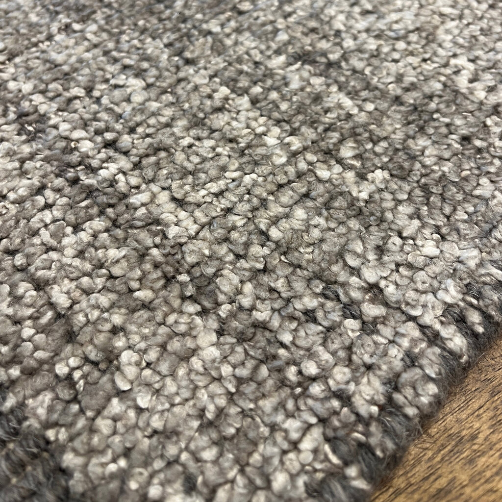 DOMINO HANDMADE RUG GREY
