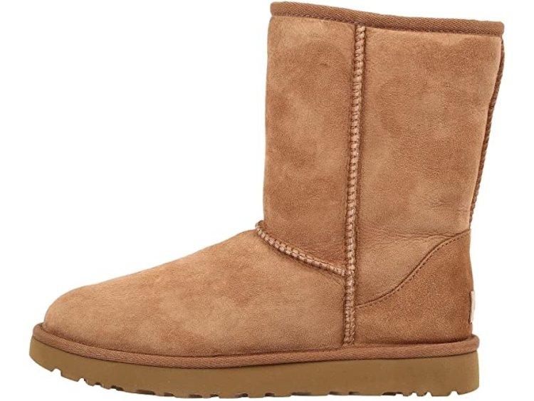 UGG UGG Women's Classic Short II Chestnut Boot