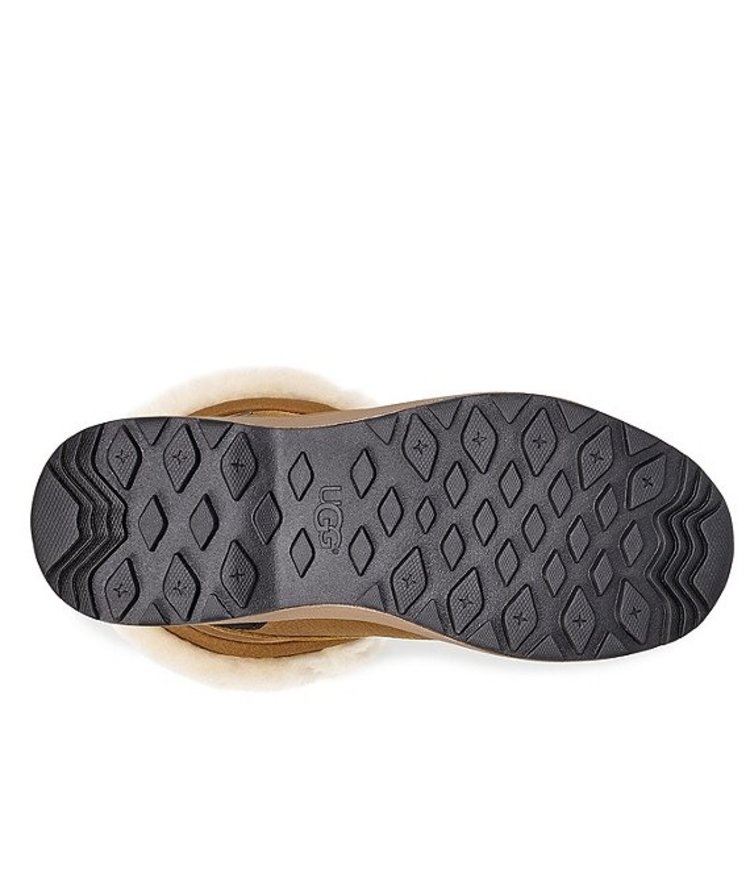 UGG UGG Women's Adirondack Boot III Chestnut