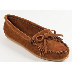 Minnetonka Minnetonka Women's Kilty Suede Moccasins Brown