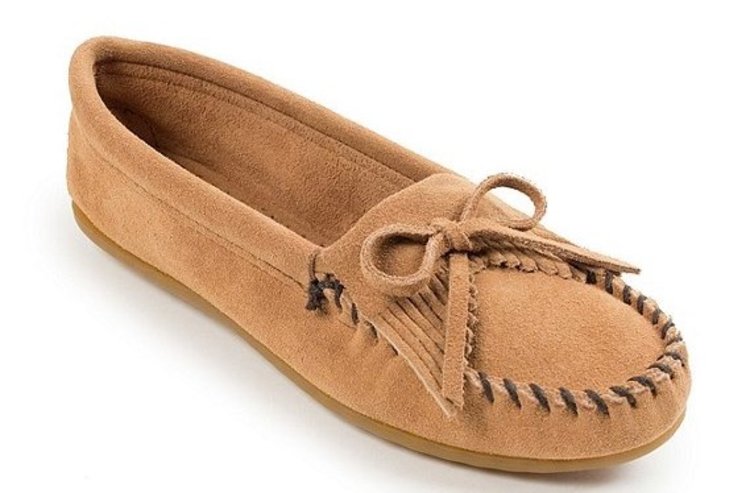 Minnetonka Minnetonka Women's Kilty Suede Moccasins Taupe
