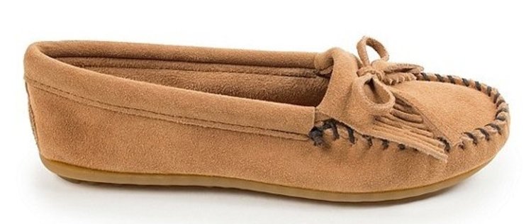 Minnetonka Minnetonka Women's Kilty Suede Moccasins Taupe