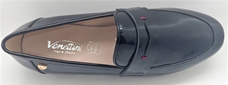 Venettini Venettini Girl's 55-Legend Moccasins Black Oil Leather