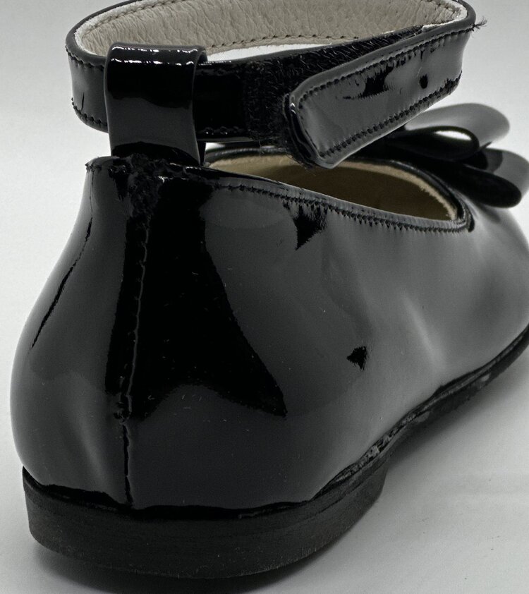 La Nuova California La Nuova California CN501 Girl’s Black Patent Dress Shoe