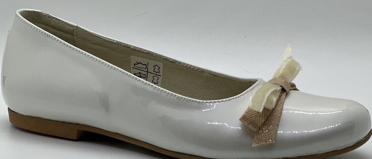 La Nuova California La Nuova California CN502 Girl’s Beige Dress Shoe