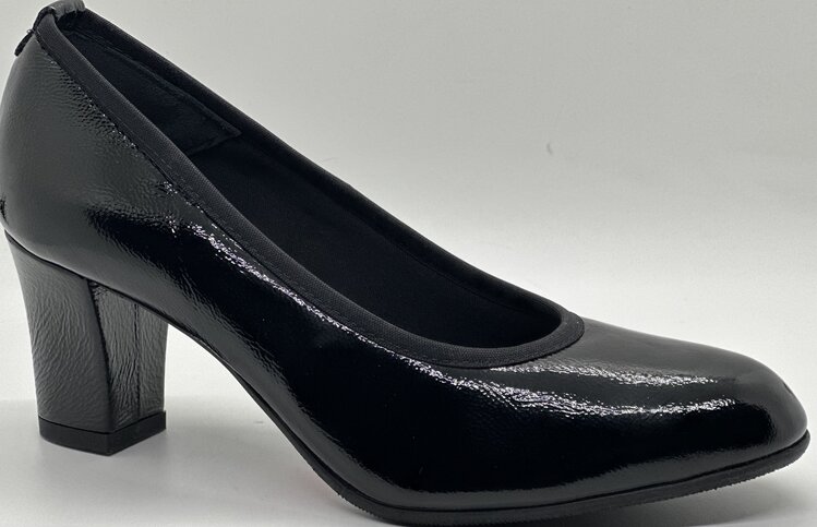 Soffice Sogno Soffice Sogno 23161 Black Patent Leather Pump